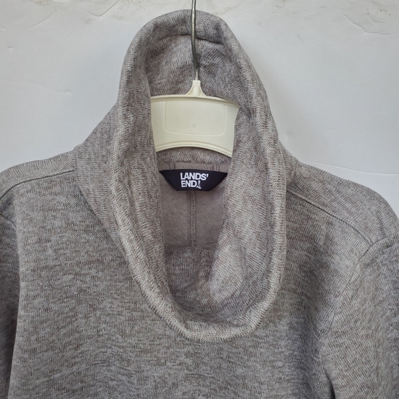 LAND'S END Grey Sweatshirt Pull Over Size S (6-8) Like NEW! - Picture 6 of 10